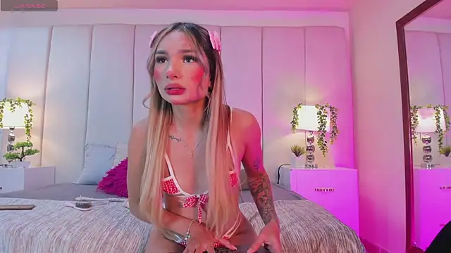 Snapshot of princesssammy2 chatting on September 2025 11:27:02 PM princesssammy2 online show from September 2025 11:27:02 PM