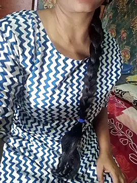 Snapshot of Shalini_telugu09 chatting on April 2026 08:48:01 AM Shalini telugu09 online show from April 2026 08:48:01 AM