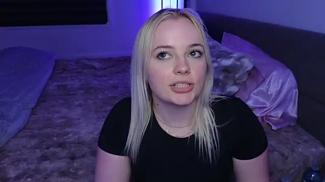 margot robbie7 online show from February 2026 12:53:01 AM