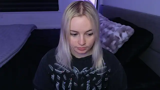 Snapshot of margot_robbie7 chatting on March 2026 01:11:02 AM margot robbie7 online show from March 2026 01:11:02 AM