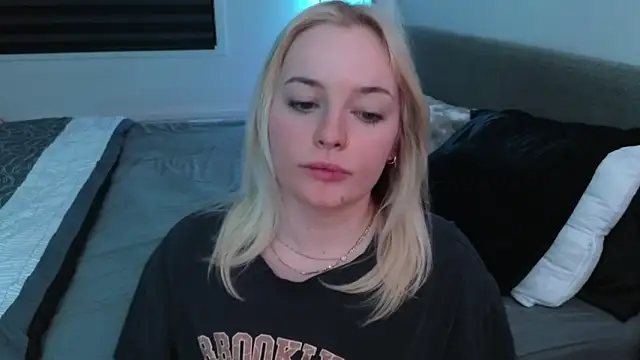 Snapshot of margot_robbie7 chatting on April 2026 01:06:01 AM margot robbie7 online show from April 2026 01:06:01 AM