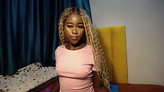 Snapshot of blackrose001 chatting on October 2025 11:35:01 PM blackrose001 online show from October 2025 11:35:01 PM