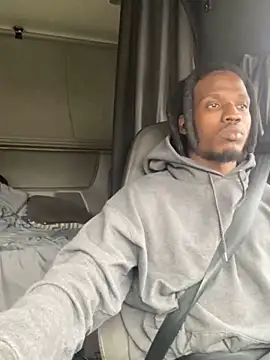 Sir-Tucker online show from March 2025 08:08:02 PM