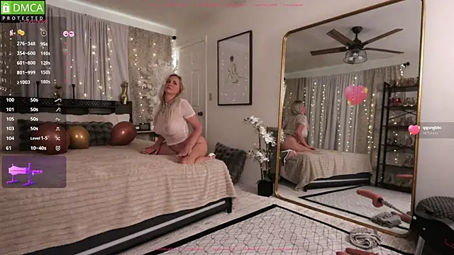 Snapshot of LoveMoScarlett chatting on November 2025 05:45:02 PM LoveMoScarlett online show from November 2025 05:45:02 PM