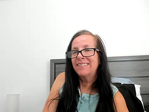 peachgoddess online show from September 2025 02:28:02 PM