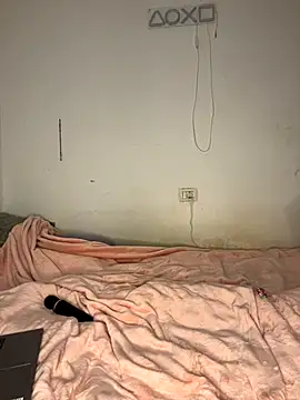 Snapshot of DarkVelvet chatting on September 2025 08:32:02 PM DarkVelvet online show from September 2025 08:32:02 PM