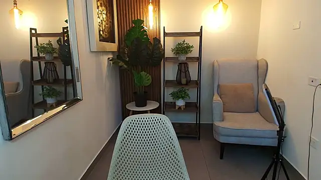 Coral Lise online show from October 2025 11:07:01 AM