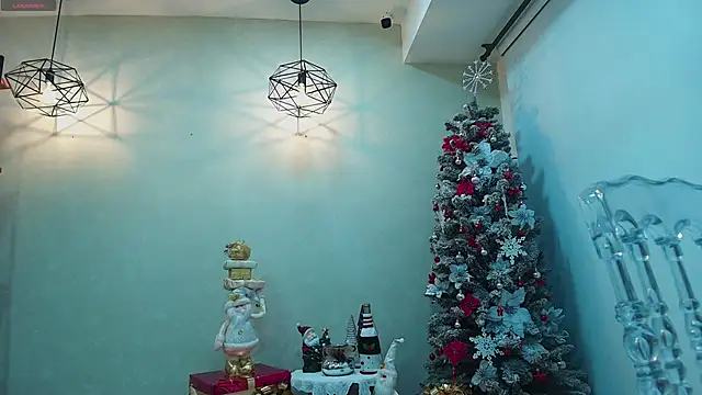 Coral Lise online show from December 2025 11:04:02 AM