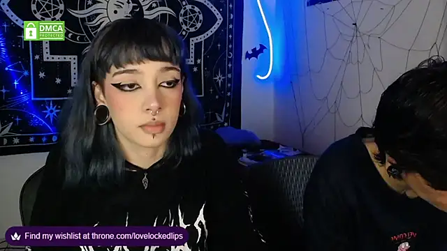 lovelockedlips online show from November 2025 02:09:01 AM