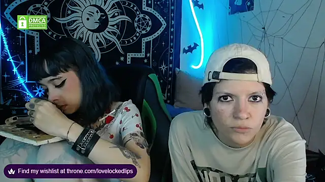 lovelockedlips online show from November 2025 11:15:01 PM