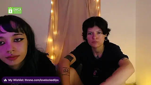 lovelockedlips online show from February 2026 02:43:01 AM