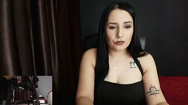 missdyaa online show from October 2025 10:39:01 PM