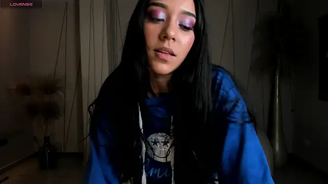 AmaliaCrus online show from September 2025 08:44:01 PM