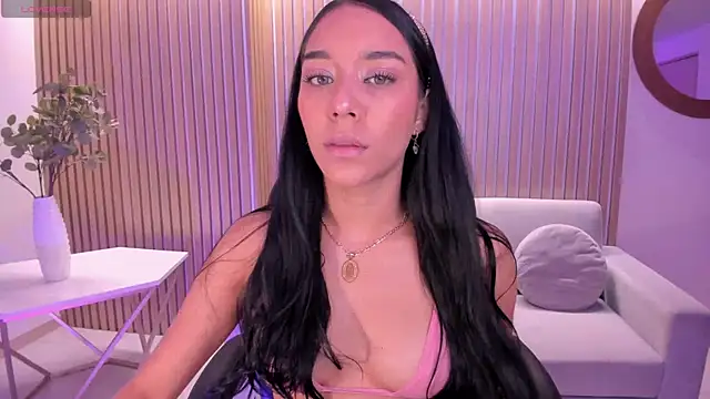 AmaliaCrus online show from September 2025 08:10:01 PM