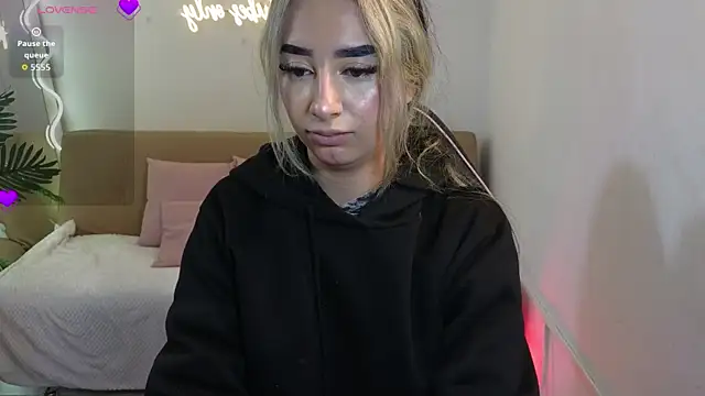 Malory tay1 online show from November 2025 11:43:01 AM