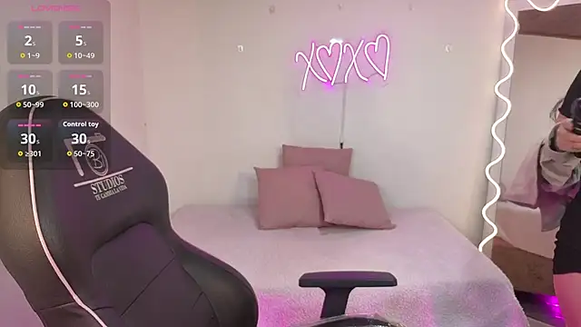 Malory tay1 online show from December 2025 06:59:01 PM