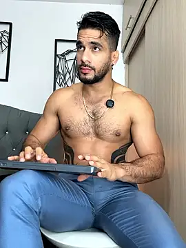 Snapshot of Maximiliano_ford chatting on January 2026 10:50:01 AM Maximiliano ford online show from January 2026 10:50:01 AM