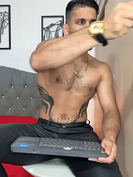 Snapshot of Maximiliano_ford chatting on February 2026 09:32:02 AM Maximiliano ford online show from February 2026 09:32:02 AM