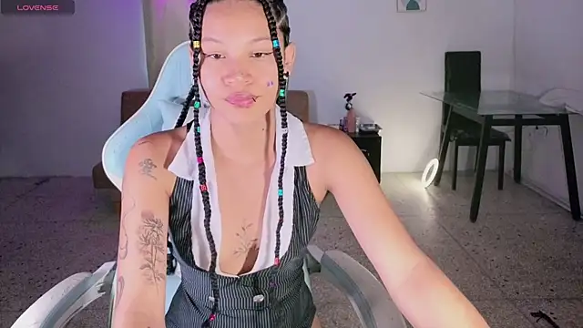 eleselas online show from October 2025 10:10:01 PM