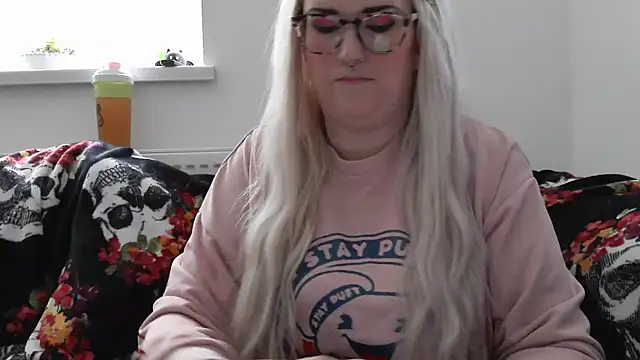 Snapshot of Sizzling_Indie36 chatting on September 2025 12:38:02 PM Sizzling Indie36 online show from September 2025 12:38:02 PM