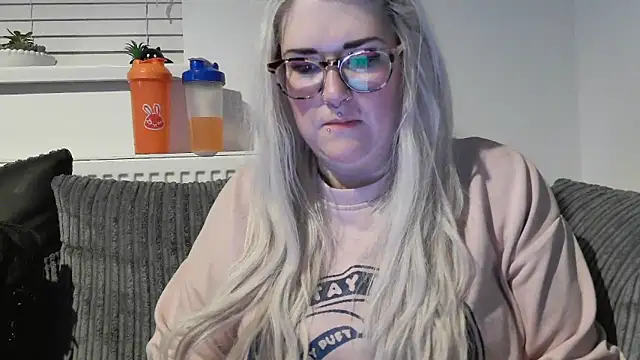 Snapshot of Sizzling_Indie36 chatting on September 2025 12:54:01 AM Sizzling Indie36 online show from September 2025 12:54:01 AM