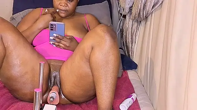 spicybootie online show from April 2026 11:02:02 AM