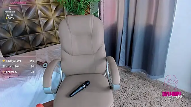 Dayanne campbelll online show from January 2026 02:11:01 PM