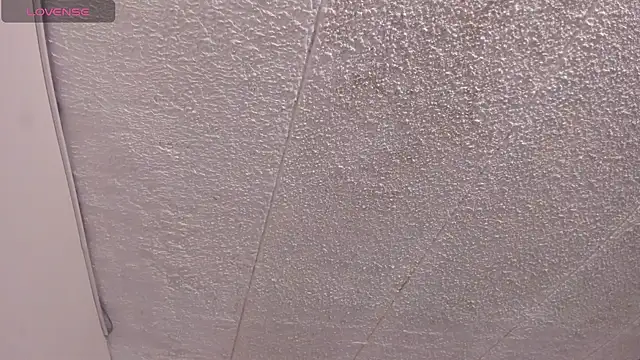 Snapshot of Molly_h0t chatting on April 2026 12:58:02 PM Molly h0t online show from April 2026 12:58:02 PM