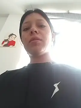 Emilybutterfly1 online show from October 2025 05:56:01 PM