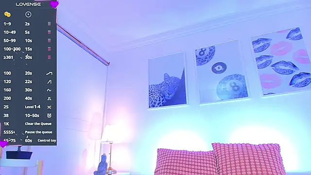 Valen ross  online show from March 2026 09:22:02 PM