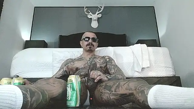 Snapshot of danilog515 chatting on April 2026 04:21:02 AM danilog515 online show from April 2026 04:21:02 AM