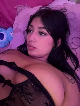 KatianPierce online show from May 2026 12:40:02 AM