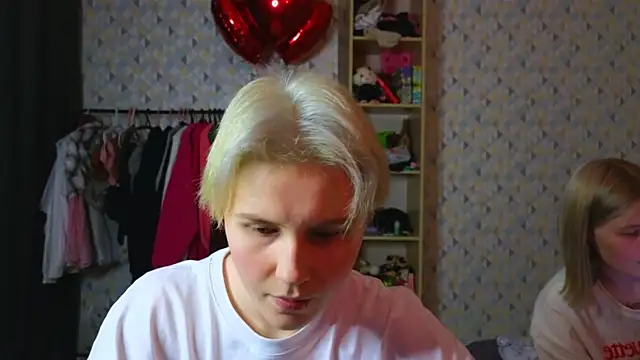 Snapshot of Tara_Lawson chatting on February 2026 03:05:02 PM Tara Lawson online show from February 2026 03:05:02 PM