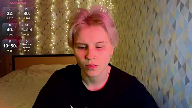 Snapshot of Tara_Lawson chatting on February 2026 11:18:01 AM Tara Lawson online show from February 2026 11:18:01 AM