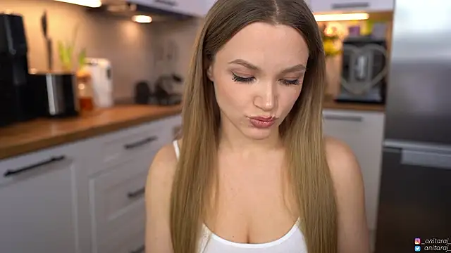 Snapshot of anitaraj_ chatting on March 2026 09:41:01 PM anitaraj online show from March 2026 09:41:01 PM