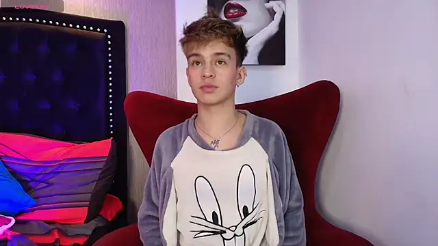 Snapshot of LiamWildx20 chatting on September 2025 04:47:01 AM LiamWildx20 online show from September 2025 04:47:01 AM