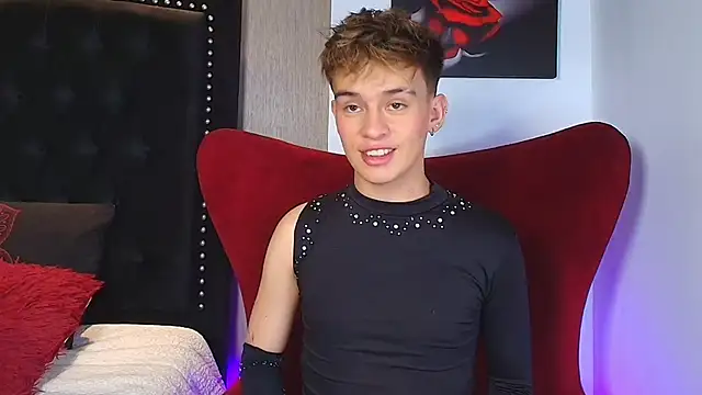 Snapshot of LiamWildx20 chatting on October 2025 05:08:01 AM LiamWildx20 online show from October 2025 05:08:01 AM