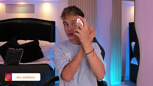LiamWildx20 online show from July 2026 12:13:01 AM