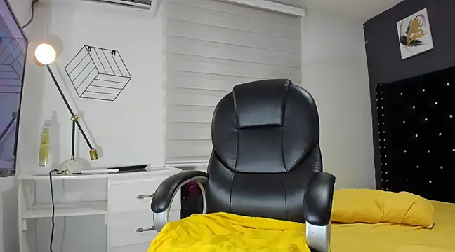 ethan dalton  online show from March 2025 04:52:01 AM