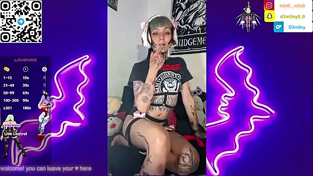 Snapshot of d3m0ny0_0 chatting on April 2026 02:29:02 AM d3m0ny0 0 online show from April 2026 02:29:02 AM