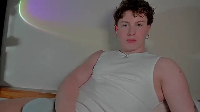 RobFavorite1 online show from March 2025 06:18:01 PM