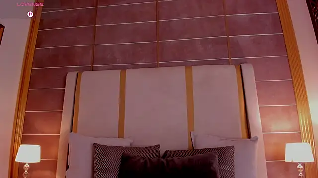 Snapshot of laurencarter1 chatting on April 2026 11:09:01 PM laurencarter1 online show from April 2026 11:09:01 PM