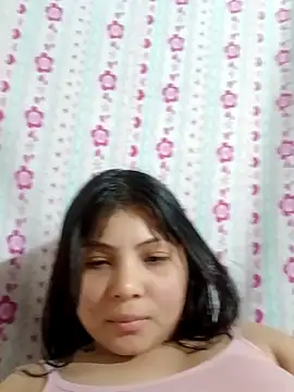 Snapshot of abby_roux chatting on October 2025 08:10:01 PM abby roux online show from October 2025 08:10:01 PM