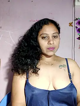 JENNIFERtamil online show from February 2026 06:20:02 PM