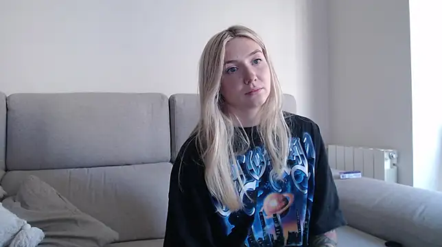 tattoobbgirl online show from September 2025 11:10:01 AM