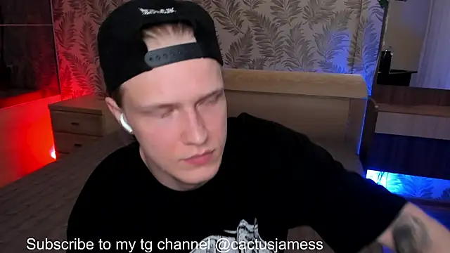 Snapshot of Cactus__James chatting on October 2025 11:03:02 PM Cactus  James online show from October 2025 11:03:02 PM