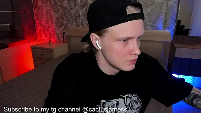 Snapshot of Cactus__James chatting on October 2025 06:04:01 PM Cactus  James online show from October 2025 06:04:01 PM