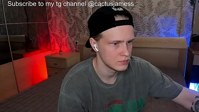 Snapshot of Cactus__James chatting on October 2025 09:06:01 PM Cactus  James online show from October 2025 09:06:01 PM