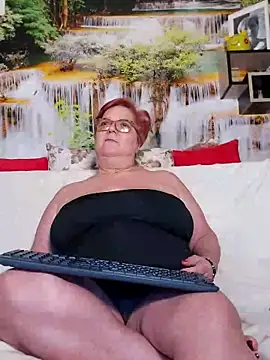 QueenPammy1 online show from February 2025 03:27:02 PM