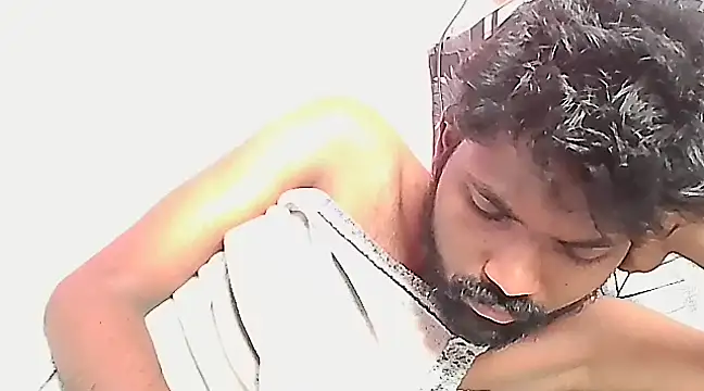 Snapshot of dusky-body chatting on March 2025 04:49:02 AM dusky-body online show from March 2025 04:49:02 AM